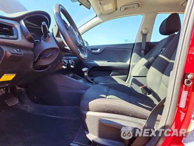 Zdjęcie 7 z 12 samochodu: 2021 KIA RIO S VIN:3KPA24AD3ME403118 - miniatura