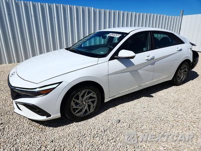 2024 HYUNDAI ELANTRA SEL KMHLM4DG4RU770283 - główne zdjęcie licytacji z USA - miniatura