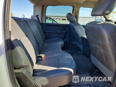 Zdjęcie 10 z 12 samochodu: 2017 RAM 2500 ST VIN:3C6UR5HL7HG673949 - miniatura