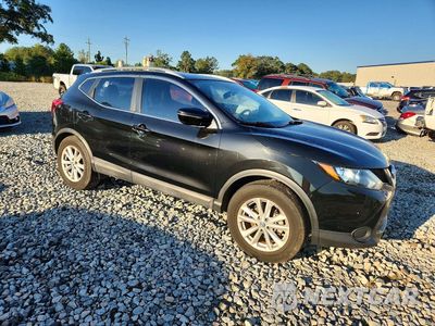 Czwarte zdjęcie samochodu z boku: 2017 NISSAN ROGUE SPORT SV VIN:JN1BJ1CR5HW125061 - miniatura