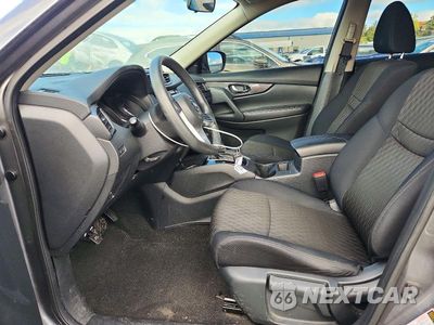 Zdjęcie 7 z 12 samochodu: 2017 NISSAN ROGUE S VIN:5N1AT2MVXHC848230 - miniatura