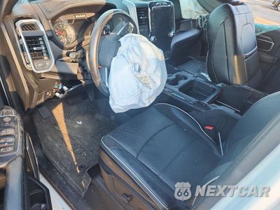 Zdjęcie 8 z 12 samochodu: 2024 RAM 2500 CREW CAB LARAMI VIN:3C6UR5FJ2RG347351 - miniatura