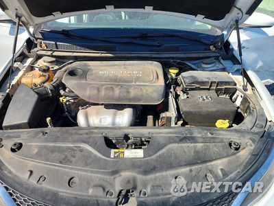 Zdjęcie 11 z 12 samochodu: 2016 CHRYSLER 200 LIMITED VIN:1C3CCCAB6GN183279 - miniatura
