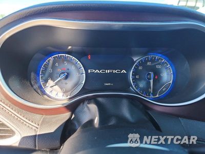 Zdjęcie 9 z 13 samochodu: 2017 CHRYSLER PACIFICA LIMITED VIN:2C4RC1GG0HR788013 - miniatura