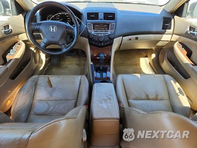 Zdjęcie 8 z 12 samochodu: 2006 HONDA ACCORD EX VIN:1HGCM56856A146989 - miniatura