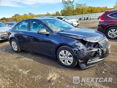 Czwarte zdjęcie samochodu z boku: 2014 CHEVROLET CRUZE LS VIN:1G1PA5SG1E7239860 - miniatura