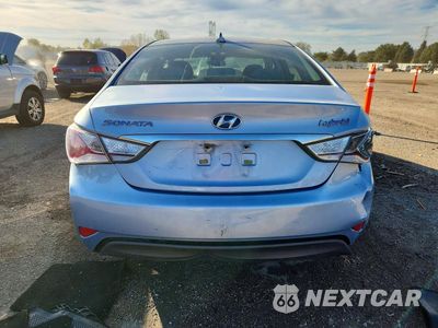 Zdjęcie 6 z 12 samochodu: 2013 HYUNDAI SONATA HYBRID BASE VIN:KMHEC4A46DA084519 - miniatura