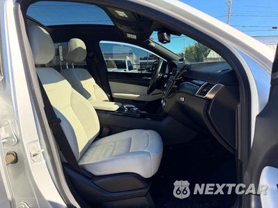 Piąte zdjęcie samochodu w środku: 2018 MERCEDES-BENZ GLE COUPE 43 AMG VIN:4JGED6EB4JA097346 - miniatura