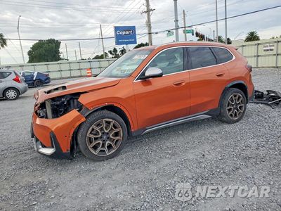 2024 BMW X1 XDRIVE28I WBX73EF03R5017646 - główne zdjęcie licytacji z USA - miniatura