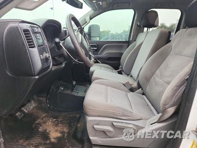Zdjęcie 7 z 12 samochodu: 2015 CHEVROLET SILVERADO K2500 HEAVY DUTY VIN:1GC2KUEG8FZ102814 - miniatura