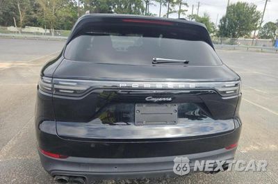 Zdjęcie 12 z 14 samochodu: 2019 PORSCHE CAYENNE VIN:WP1AA2AY2KDA07656 - miniatura