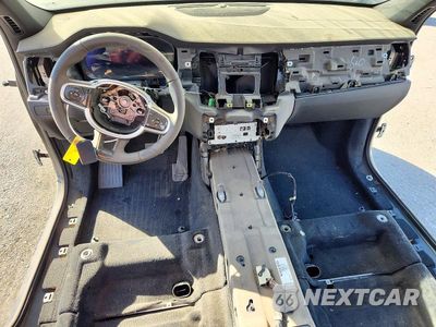 Zdjęcie 8 z 12 samochodu: 2026 VOLVO XC90 PLUS VIN:YV4H60PE3T1477603 - miniatura