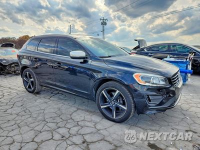 Czwarte zdjęcie samochodu z boku: 2014 VOLVO XC60 T6 VIN:YV4902DZ3E2543153 - miniatura