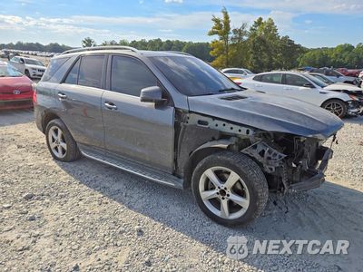 Czwarte zdjęcie samochodu z boku: 2018 MERCEDES-BENZ GLE 350 VIN:4JGDA5JB9JB021149 - miniatura