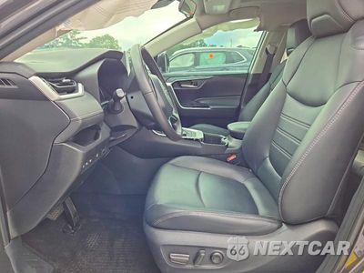 Zdjęcie 7 z 13 samochodu: 2024 TOYOTA RAV4 XLE PREMIUM VIN:2T3B6RFV9RW079921 - miniatura