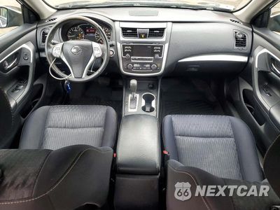 Zdjęcie 8 z 12 samochodu: 2017 NISSAN ALTIMA 2.5 SV VIN:1N4AL3AP0HC209215 - miniatura