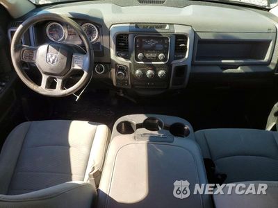 Zdjęcie 8 z 13 samochodu: 2017 RAM 1500 ST VIN:1C6RR7FG7HS539944 - miniatura