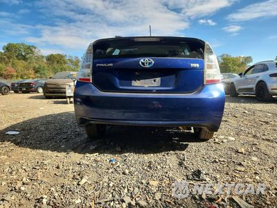 Zdjęcie 6 z 12 samochodu: 2010 TOYOTA PRIUS II VIN:JTDKN3DU7A1106787 - miniatura