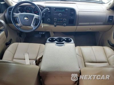 Zdjęcie 8 z 12 samochodu: 2013 CHEVROLET SILVERADO K1500 LT VIN:3GCPKSE71DG180584 - miniatura