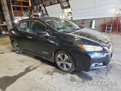 Czwarte zdjęcie samochodu z boku: 2019 NISSAN LEAF SV VIN:1N4AZ1CP9KC314519 - miniatura