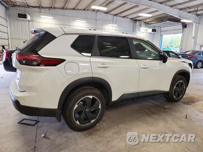 Trzecie zdjęcie samochodu z tyłu: 2026 NISSAN ROGUE SV VIN:JN8BT3BB0TW373576 - miniatura