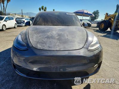Piąte zdjęcie samochodu w środku: 2022 TESLA MODEL Y VIN:7SAYGDEF2NF567678 - miniatura
