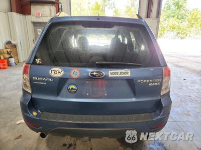 Zdjęcie 6 z 13 samochodu: 2010 SUBARU FORESTER 2.5X PREMIUM VIN:JF2SH6CC2AH915124 - miniatura
