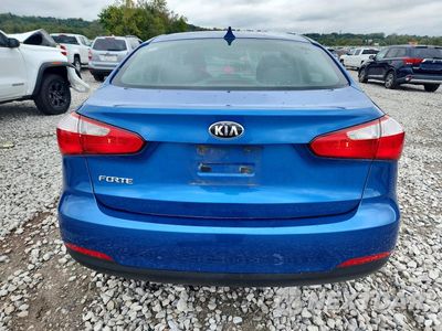 Zdjęcie 6 z 12 samochodu: 2014 KIA FORTE LX VIN:KNAFX4A64E5205411 - miniatura