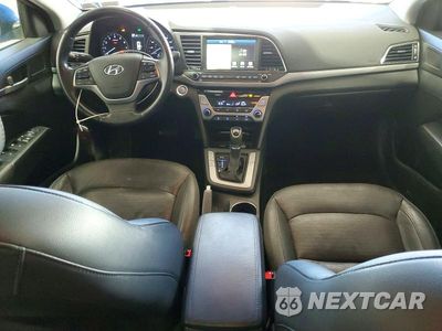 Zdjęcie 8 z 12 samochodu: 2017 HYUNDAI ELANTRA LIMITED VIN:5NPD84LF9HH115924 - miniatura