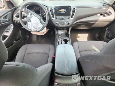 Zdjęcie 8 z 12 samochodu: 2025 CHEVROLET MALIBU LT VIN:1G1ZD5ST6SF151241 - miniatura