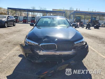 Piąte zdjęcie samochodu w środku: 2019 BMW 530E VIN:WBAJA9C50KB393077 - miniatura