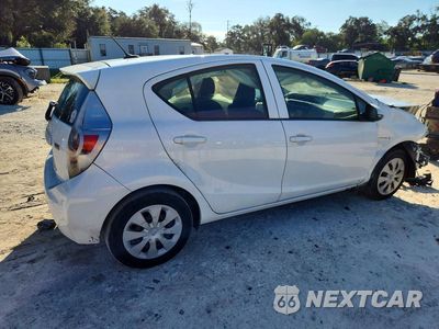 Trzecie zdjęcie samochodu z tyłu: 2013 TOYOTA PRIUS C THREE VIN:JTDKDTB38D1551251 - miniatura