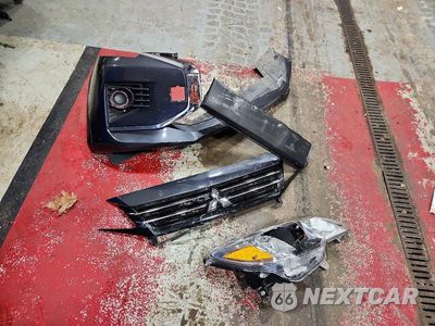 Zdjęcie 12 z 13 samochodu: 2024 MITSUBISHI MIRAGE ES VIN:ML32AUHJXRH031462 - miniatura