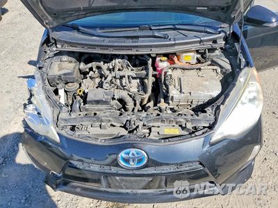 Zdjęcie 11 z 12 samochodu: 2013 TOYOTA PRIUS C TWO VIN:JTDKDTB30D1548022 - miniatura