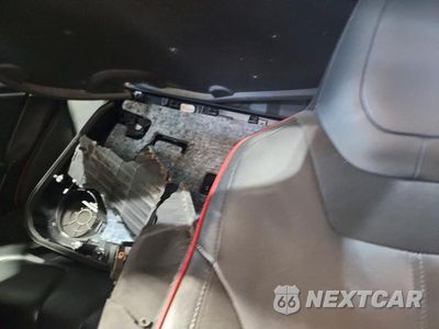 Zdjęcie 10 z 13 samochodu: 2013 TESLA MODEL S VIN:5YJSA1CP3DFP11770 - miniatura