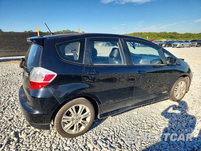 Trzecie zdjęcie samochodu z tyłu: 2011 HONDA FIT SPORT VIN:JHMGE8H50BS004683 - miniatura