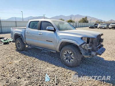 Czwarte zdjęcie samochodu z boku: 2019 TOYOTA TACOMA TRD OFF-ROAD VIN:3TMCZ5AN3KM227659 - miniatura