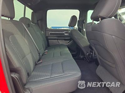 Zdjęcie 10 z 12 samochodu: 2025 RAM 1500 BIG HORN/LONE STAR VIN:1C6RREFG9SN527451 - miniatura