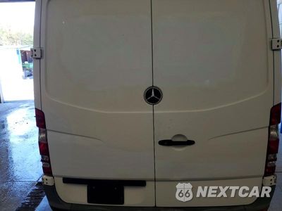 Zdjęcie 10 z 13 samochodu: 2016 MERCEDES-BENZ SPRINTER 2500 DELIVERY VAN VIN:WD3PE7DD9GP310942 - miniatura