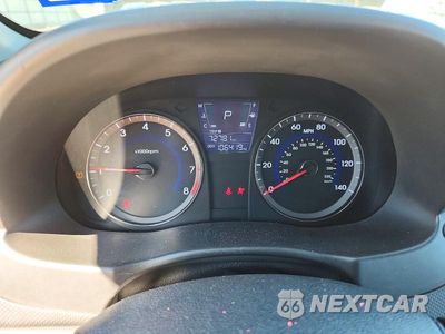 Zdjęcie 9 z 12 samochodu: 2014 HYUNDAI ACCENT GLS VIN:KMHCT4AE8EU623061 - miniatura