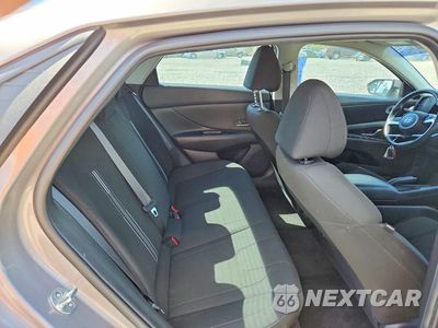 Zdjęcie 10 z 12 samochodu: 2023 HYUNDAI ELANTRA SEL VIN:KMHLM4AG3PU487102 - miniatura