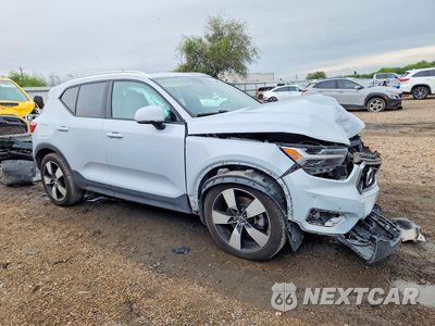Czwarte zdjęcie samochodu z boku: 2021 VOLVO XC40 T5 MOMENTUM VIN:YV4162UK6M2422002 - miniatura