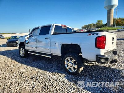 Drugie zdjęcie samochodu z przodu: 2019 CHEVROLET SILVERADO K2500 HEAVY DUTY LTZ VIN:1GC1KTEY4KF158517 - miniatura