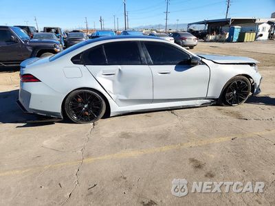Trzecie zdjęcie samochodu z tyłu: 2026 BMW M5 VIN:WBS83FK02TCV22294 - miniatura