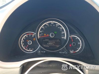 Zdjęcie 9 z 12 samochodu: 2016 VOLKSWAGEN BEETLE S/SE VIN:3VW517ATXGM805318 - miniatura