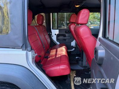 Zdjęcie 6 z 12 samochodu: 2010 JEEP WRANGLER UNLIMITED SPORT VIN:1J4BB3H11AL142174 - miniatura