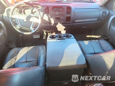 Zdjęcie 8 z 12 samochodu: 2013 CHEVROLET SILVERADO K1500 LT VIN:1GCRKSE78DZ322289 - miniatura
