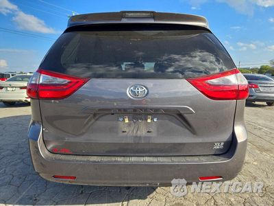 Zdjęcie 6 z 14 samochodu: 2020 TOYOTA SIENNA XLE 7-PASSENGER VIN:5TDDZ3DC6LS234738 - miniatura