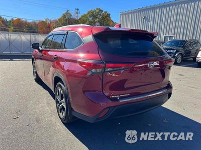 Drugie zdjęcie samochodu z przodu: 2022 TOYOTA HIGHLANDER XLE VIN:5TDHZRBH2NS181669 - miniatura