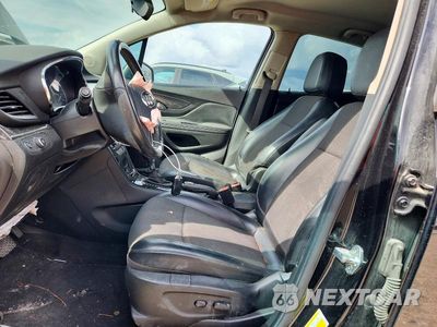 Zdjęcie 7 z 14 samochodu: 2018 BUICK ENCORE PREFERRED VIN:KL4CJASBXJB717617 - miniatura